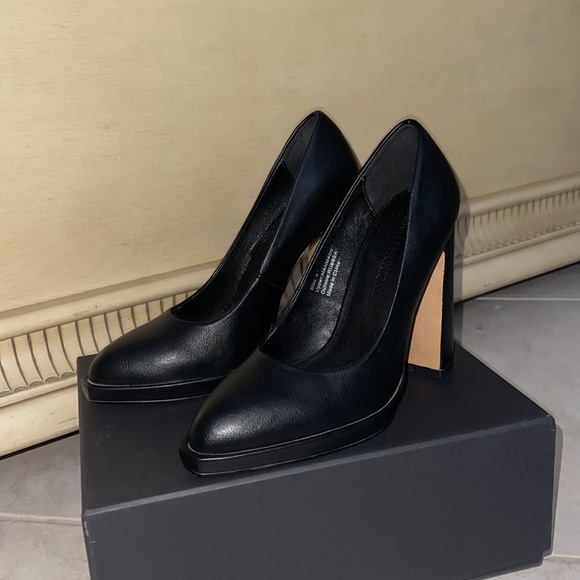 Gabrielle Union Black Heels - Picture 3 of 4